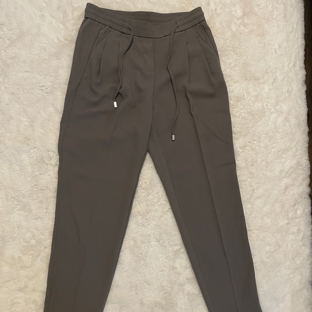 RW and Co grey dressy jogger